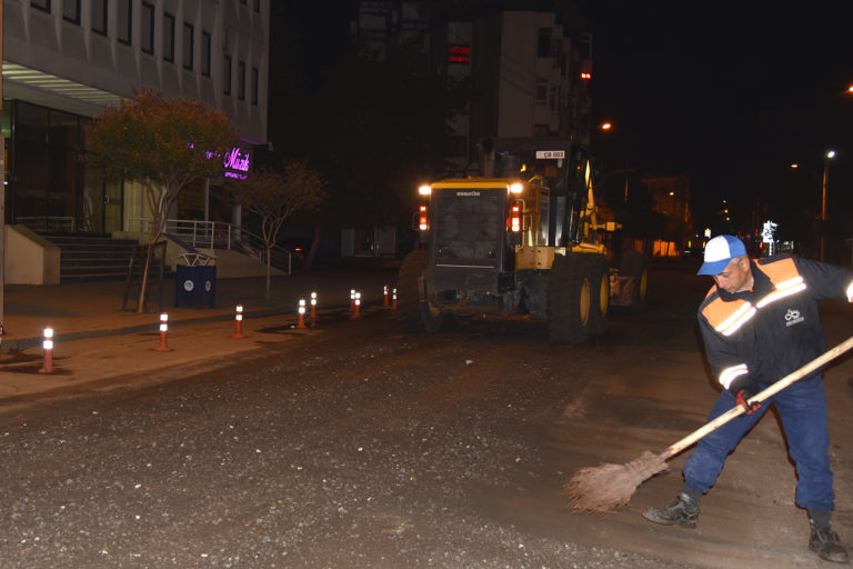 Kumyol Caddesi’ne Malzeme Serimi Yapıldı