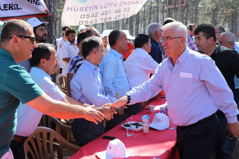 Başkan Yüksel Samsunluların Pikniğine Katıldı