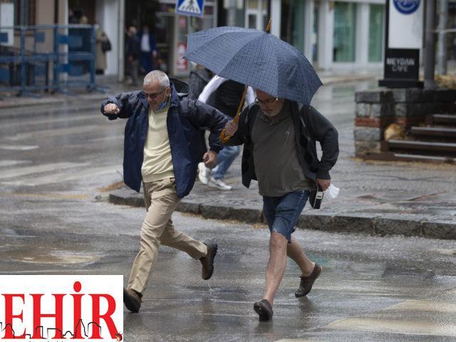 Edirne'de sağanak etkili oldu