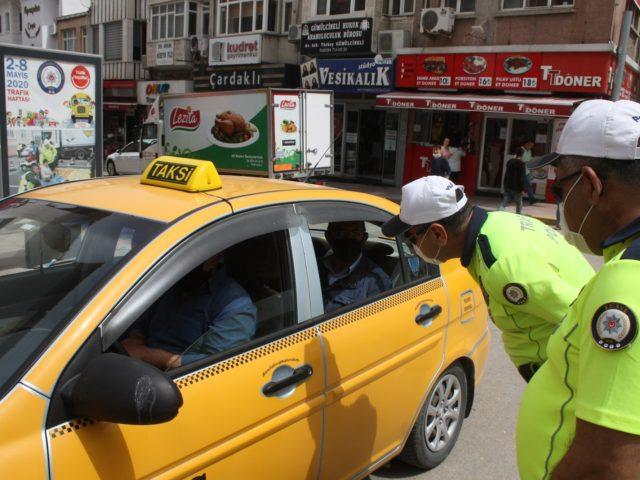 Keşan'da ticari taksiler denetlendi