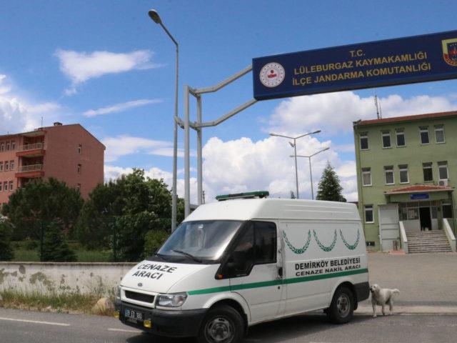 Kırklareli'nde çaldıkları cenaze aracıyla uyuşturucu taşıyan 3 şüpheli yakalandı