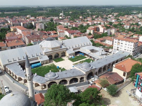 Kovid-19'a rağmen vakıf eserlerinin restorasyonu devam ediyor