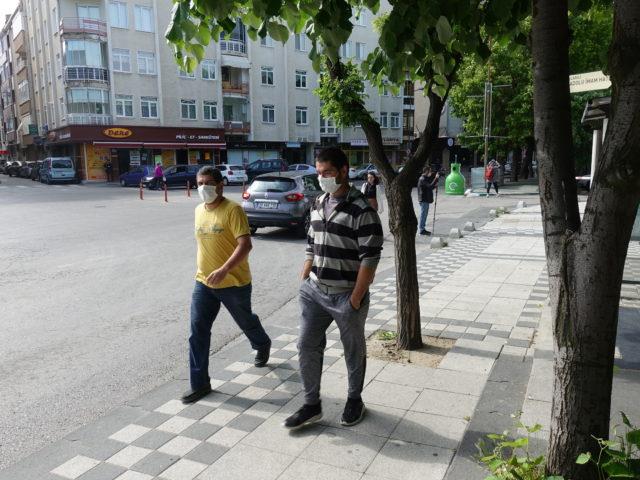 Trakya'da sokağa çıkma kısıtlamasının sona ermesinin ardından meydanlarda hareketlilik arttı