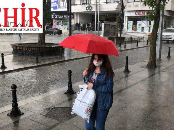 Çorlu'da sağanak etkili oldu