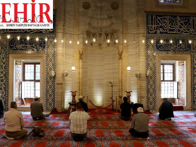 Edirne'de Selimiye Camisi'nde namaz kılmanın sevinci yaşanıyor