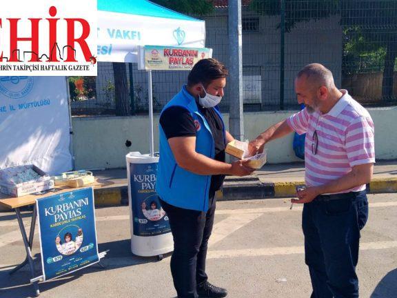 Kapıkule Sınır Kapısı'nda su ve lokum ikramı