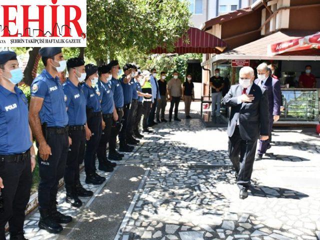 Tekirdağ Valisi Yıldırım güvenlik güçleriyle bayramlaştı