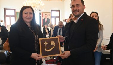 Başkan Yüksel İskeçe Türk Birliği üyesi hanımları ağırladı