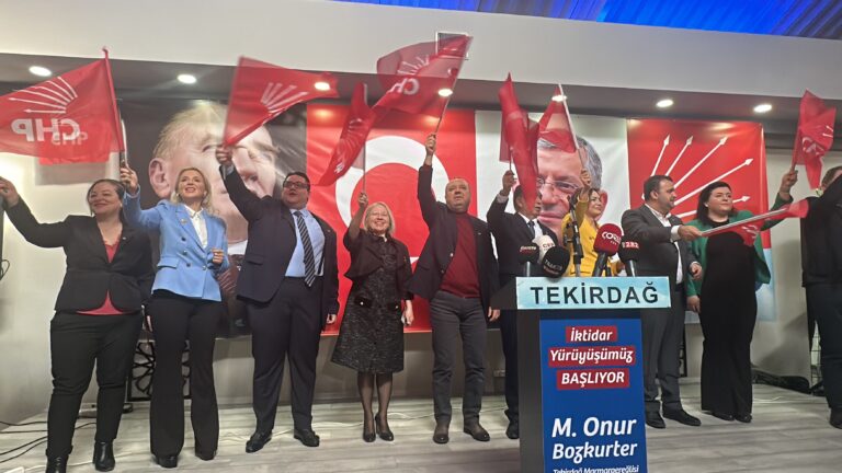 ONUR BOZKURTER İKTİDAR YÜRÜYÜŞÜNÜ BAŞLATTI