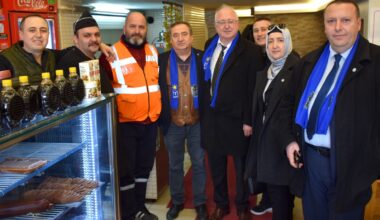 Çorlu’yu Adım Adım Dolaşan Belediye Başkan Adayı Akın Yılmaz, Halkın Gönlünü Fethediyor