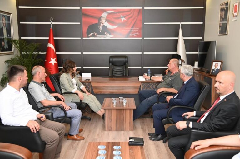 BAŞKAN YÜCEER, HAYRABOLU’DA ÖNEMLİ TEMASLARDA BULUNDU