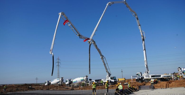 CANDAN BAŞKAN SÖZÜNÜ TUTTU: MODERN HAL ÇORLU’DA YÜKSELİYOR