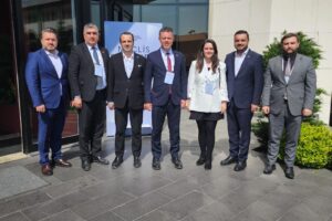 Başkan Sarıkurt, Marmara Belediyeler Birliği Encümen Üyeliğine Seçildi