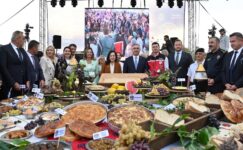 TEKİRDAĞ’IN CANDAN SOFRASINA YOĞUN İLGİ: 1. ULUSLARASI GASTRONOMİ VE BAĞCILIK FESTİVALİ COŞKUYLA BAŞLADI
